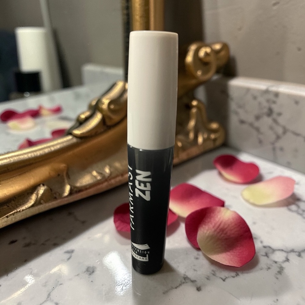 Black Zen Extender Mascara